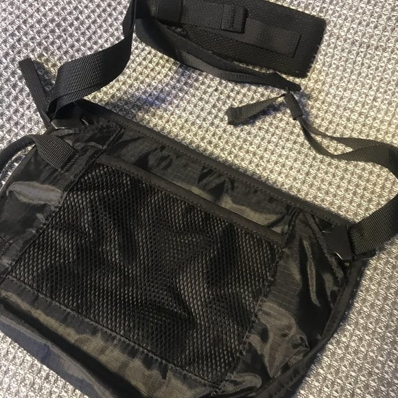 ACNE STUDIOS Logo-Appliquéd Ripstop Messenger Bag - Picture 5 of 5